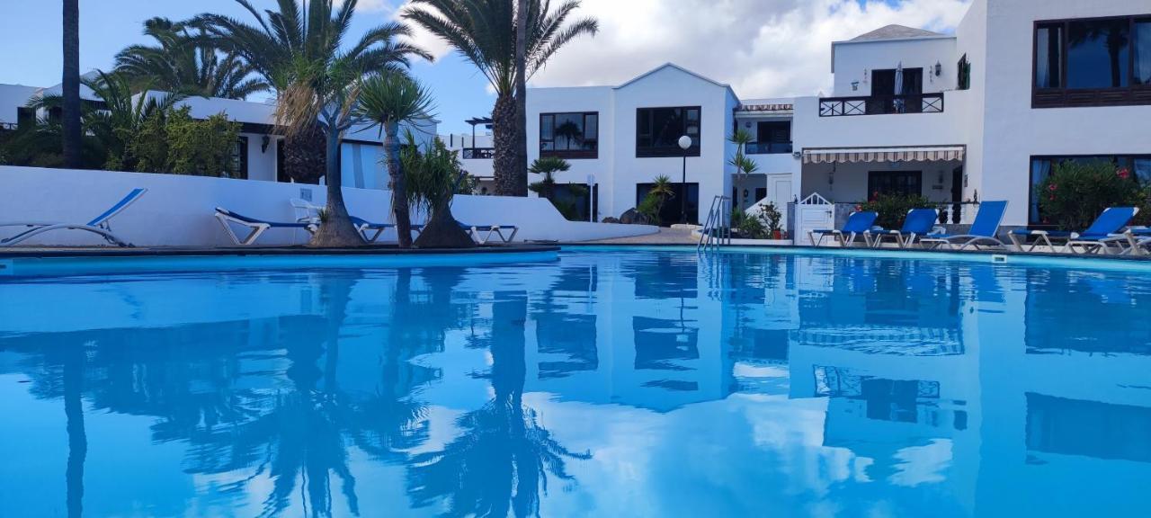 Gibshouses Playa Bastian Costa Teguise Extérieur photo